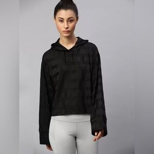 PUMA Women‎ Brand Logo Printed Train First Mile Mono Hooded Pullover Swea…